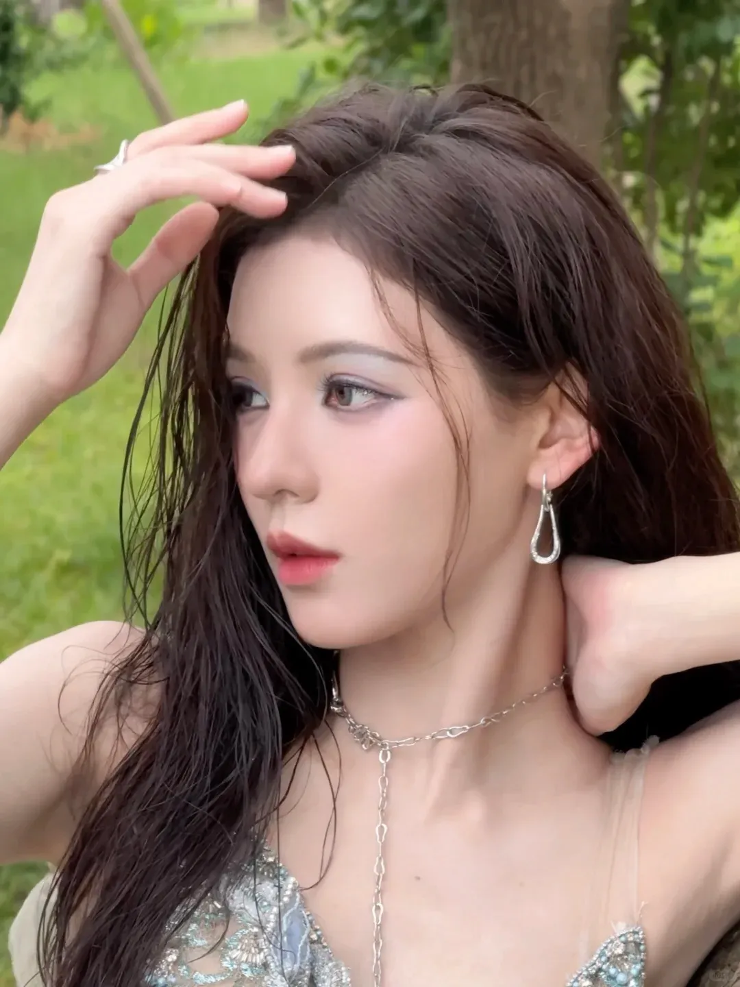 张予曦，不愧是“思聪严选”，又美又白，好有气质 第4张