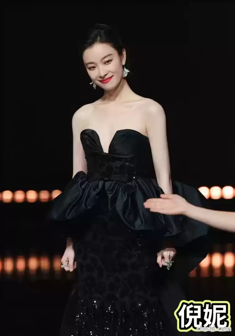 谁是你的白月光？请问这里有你的白月光吗 第12张