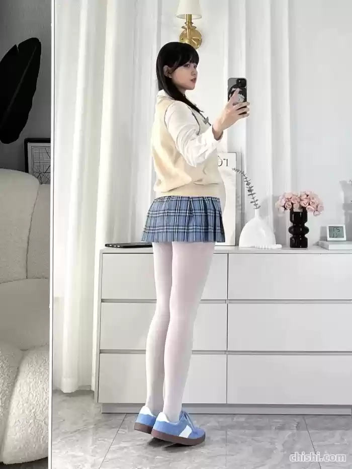 颜值COS |健康身材的jk少女，微胖才最美 第4张