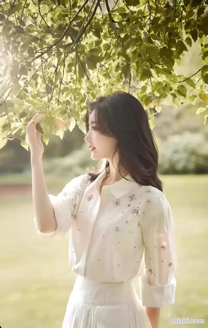 解锁毛晓彤的无拘无束时光 第4张